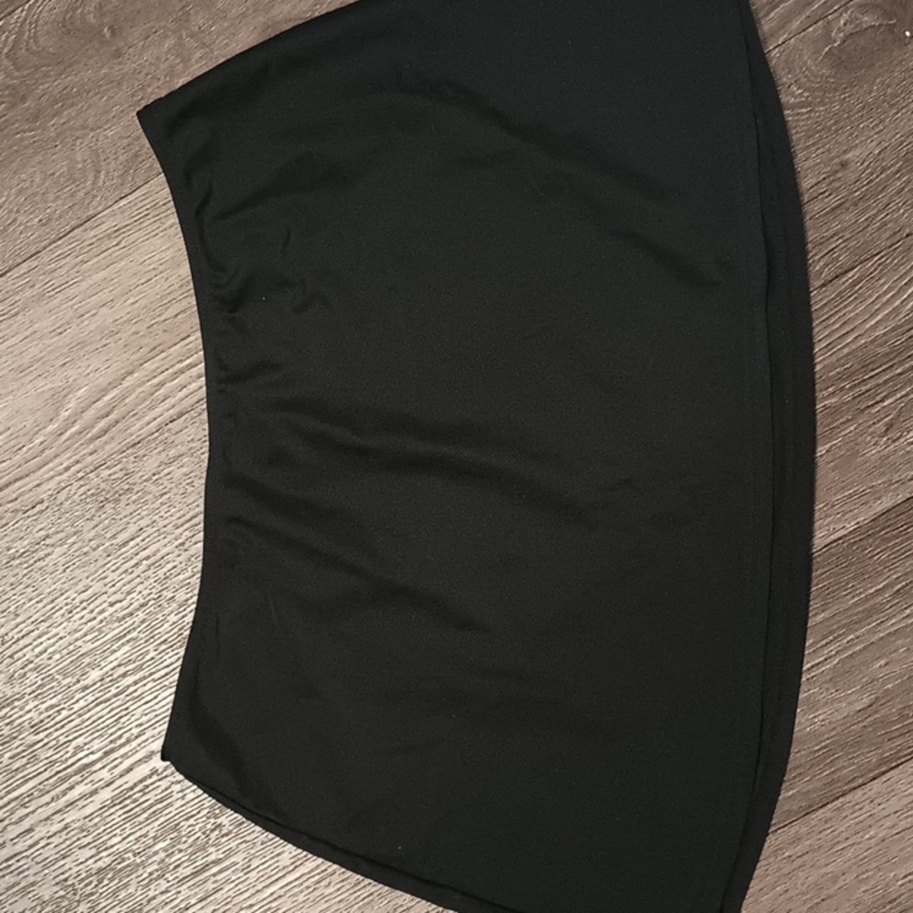 5/$20 Catalina Medium skirt swimsuit cover up